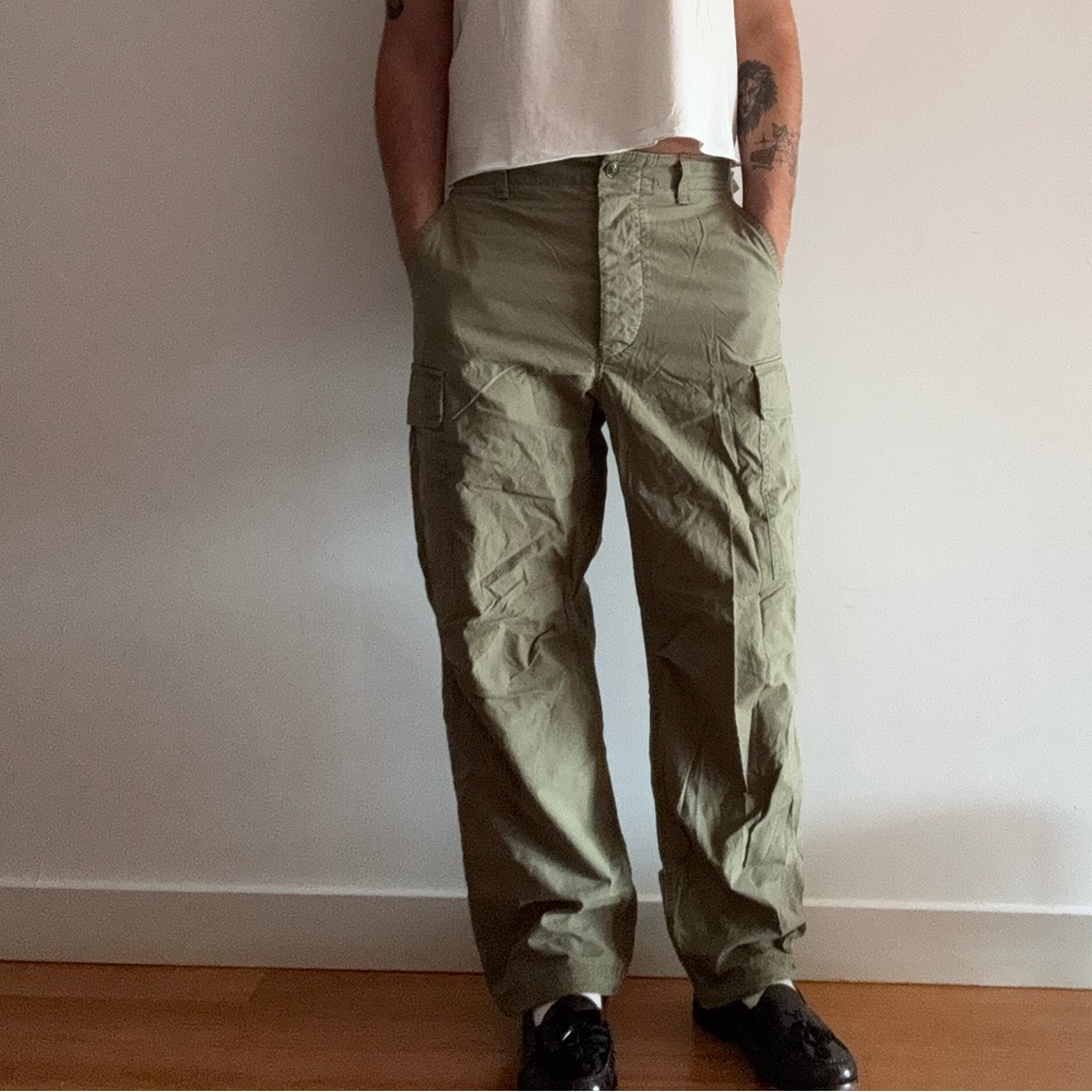 Buck Mason • Military inspired pant